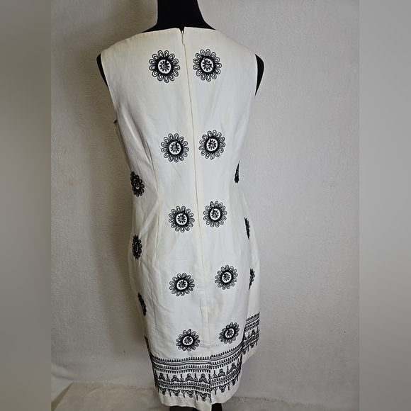 Talbots Ivory Black Embroidered Sleeveless Sheath Dress NWT  6 Petite - Picture 3 of 4